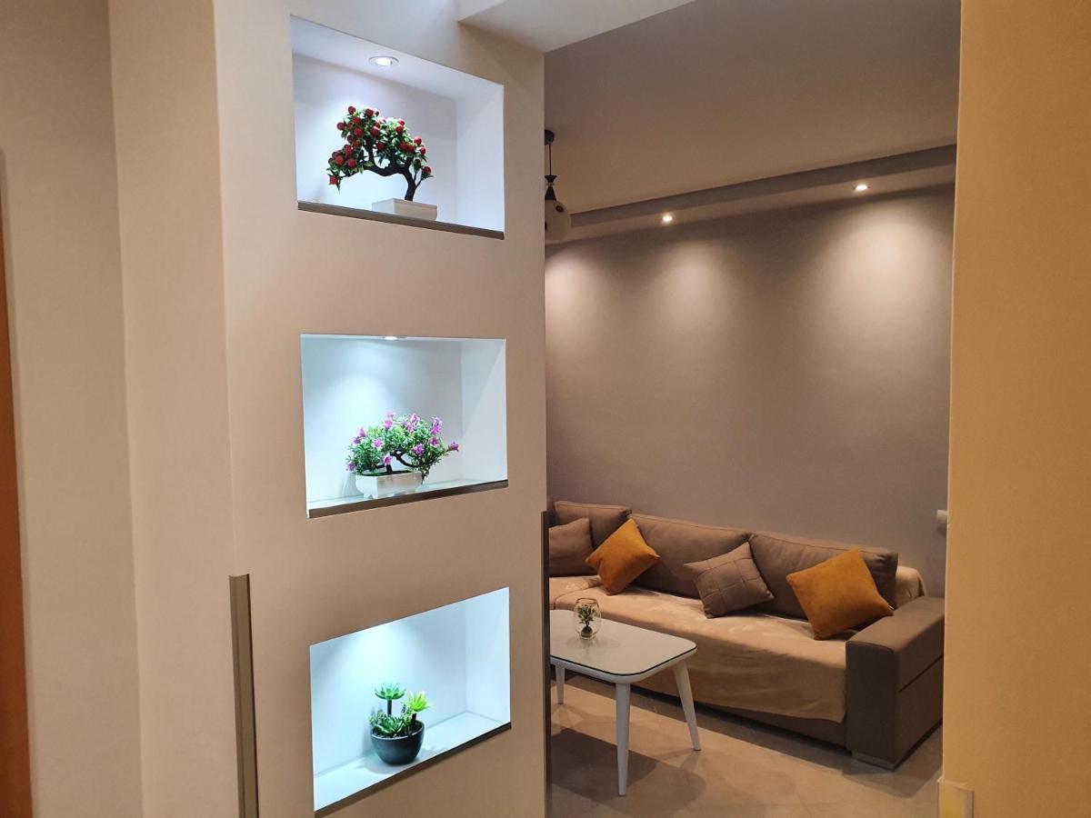 فندق Queen Isabella Premium فلورا المظهر الخارجي الصورة