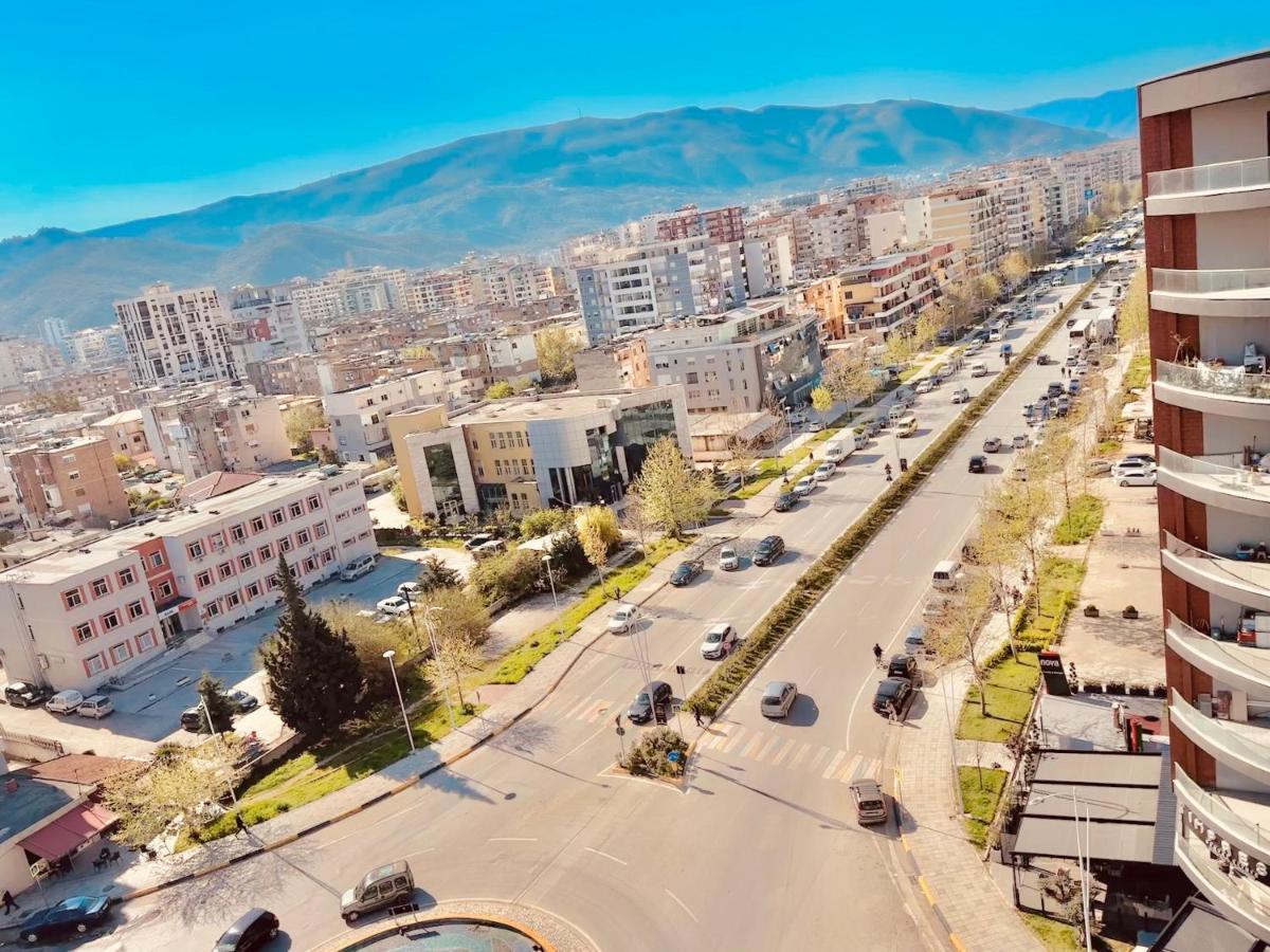 فندق Queen Isabella Premium فلورا المظهر الخارجي الصورة